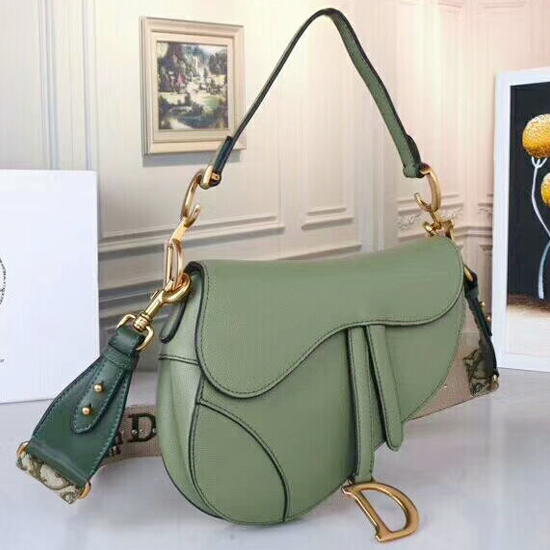 Christian Dior 558 g4 - Haga un click en la imagen para cerrar